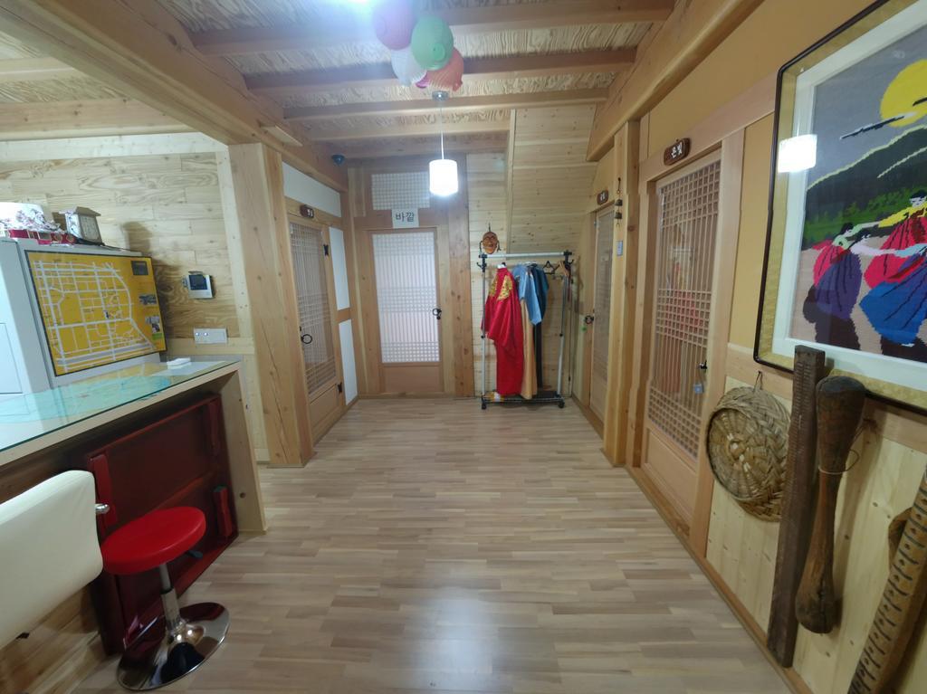Hanok Guesthouse Jangsoo Чонджу Экстерьер фото