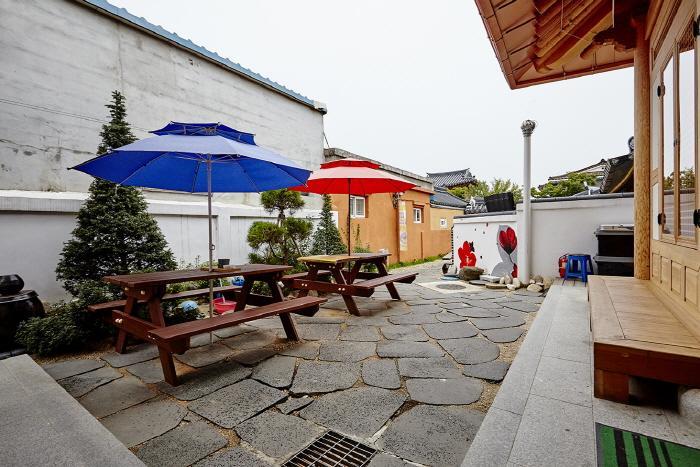Hanok Guesthouse Jangsoo Чонджу Экстерьер фото
